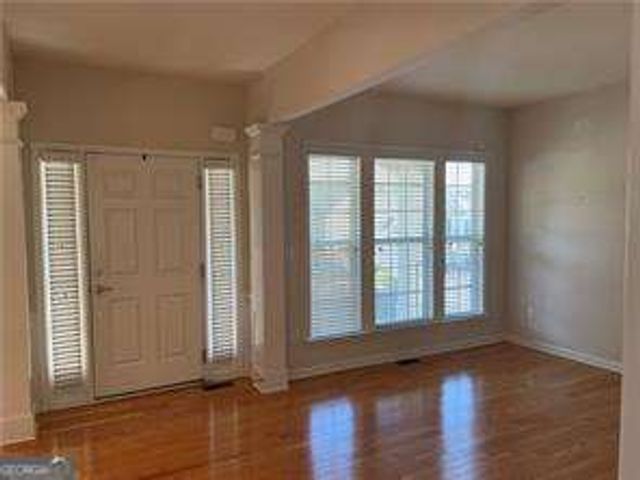 610 Cricklewood Drive, Suwanee, GA 30024