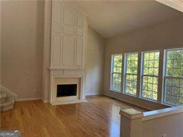 610 Cricklewood Drive, Suwanee, GA 30024