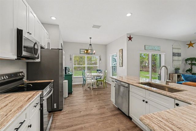 18020 MACASSAR ROAD, Weeki Wachee, FL 34614