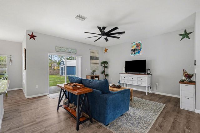 18020 MACASSAR ROAD, Weeki Wachee, FL 34614