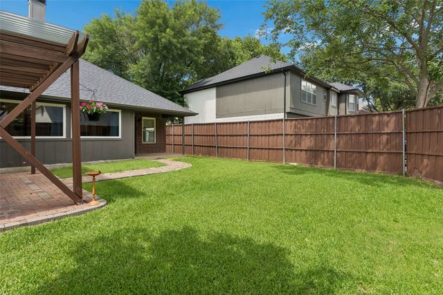 18 Heritage Woods Place, Allen, TX 75002