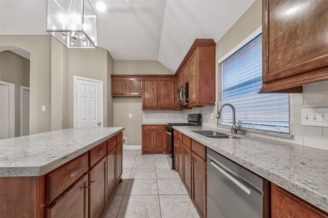 20126 Black Canyon Drive, Katy, TX 77450