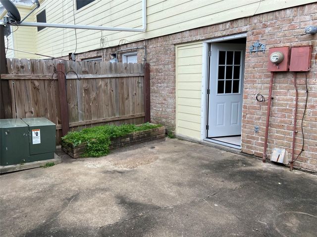 4211 Benard Court, Pasadena, TX 77503