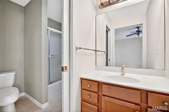 811 Wheaton Way, Creve Coeur, MO 63141