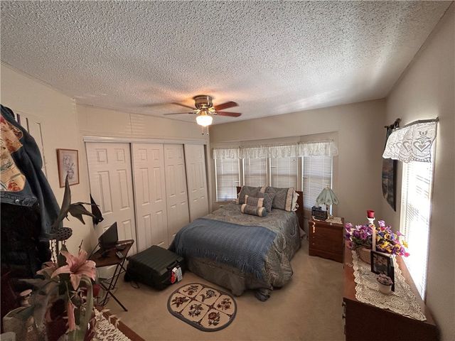 25 K and L LANE, City Of But Nw, PA 16001