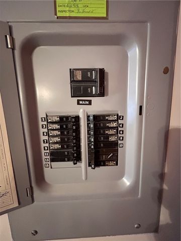 25 K and L LANE, City Of But Nw, PA 16001