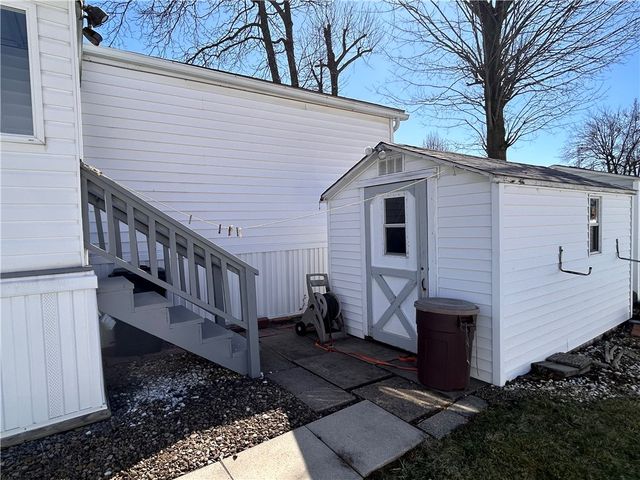 25 K and L LANE, City Of But Nw, PA 16001