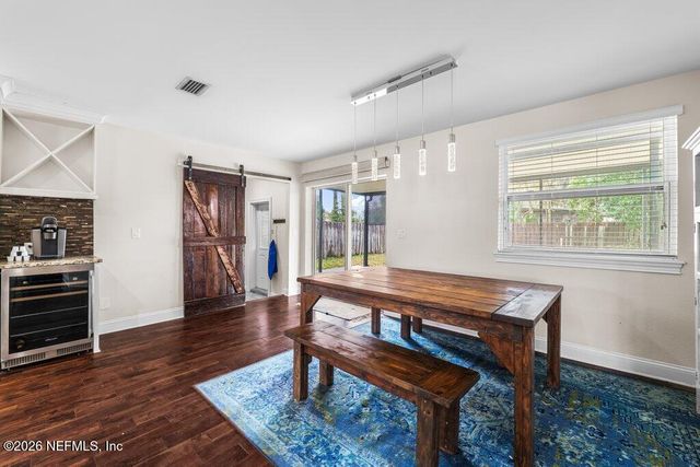 5762 HESTON Road, Jacksonville, FL 32207