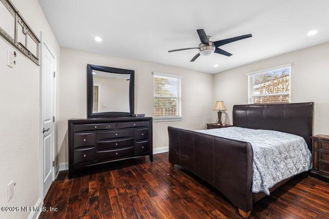 5762 HESTON Road, Jacksonville, FL 32207