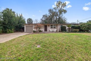 5762 HESTON Road, Jacksonville, FL 32207