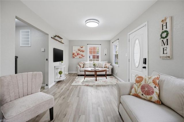 27 Afton PW, Portsmouth, VA 23702