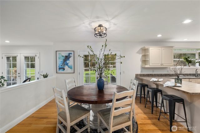 1870 W Cloud Way, Oak Harbor, WA 98277