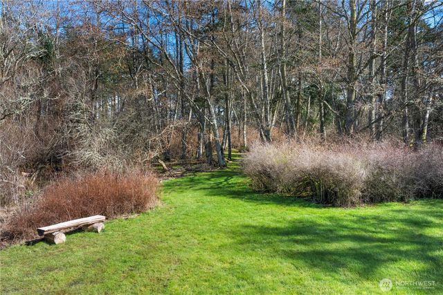 1870 W Cloud Way, Oak Harbor, WA 98277