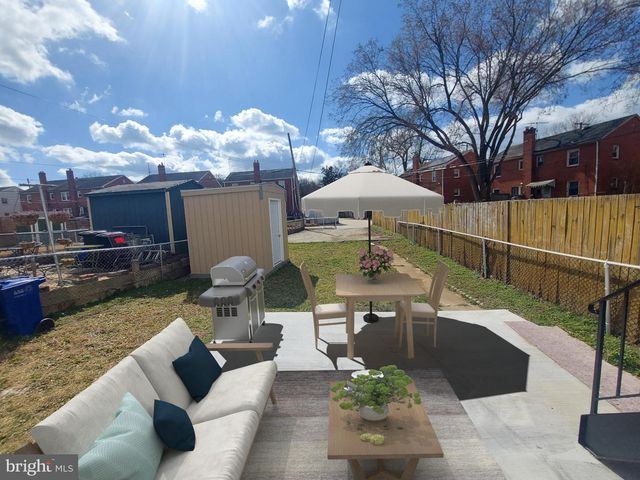 1811 T PL SE, Washington, DC 20020