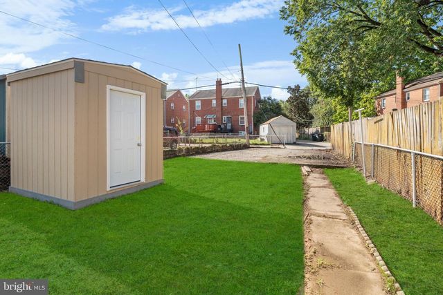 1811 T PL SE, Washington, DC 20020