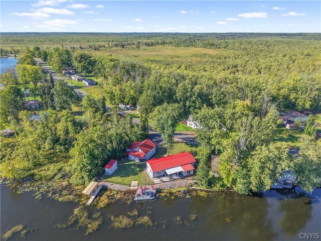 482 County Route 12, Schroeppel, NY 13132
