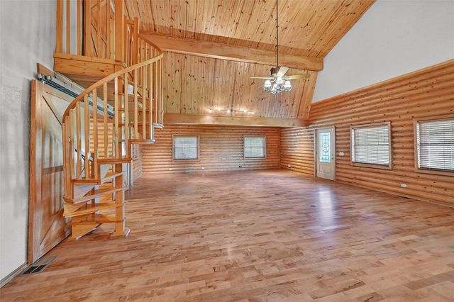 570 Roy Ayres Road, Bells, TX 75414