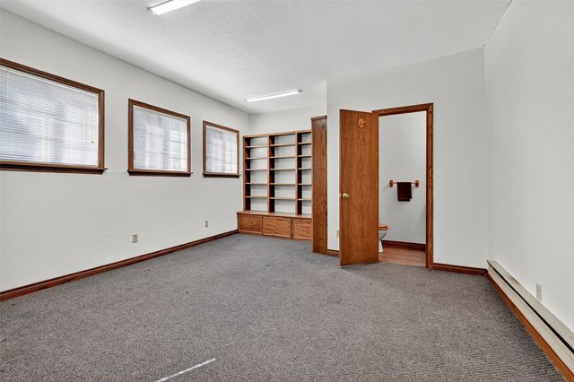 570 Roy Ayres Road, Bells, TX 75414