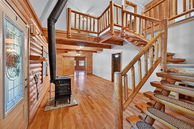570 Roy Ayres Road, Bells, TX 75414