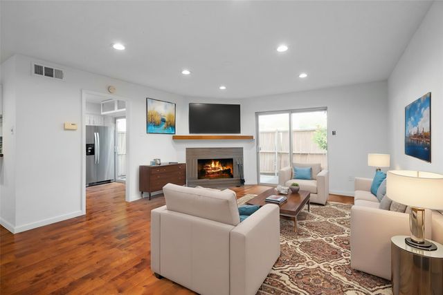 851 Dublin Drive 3, Richardson, TX 75080