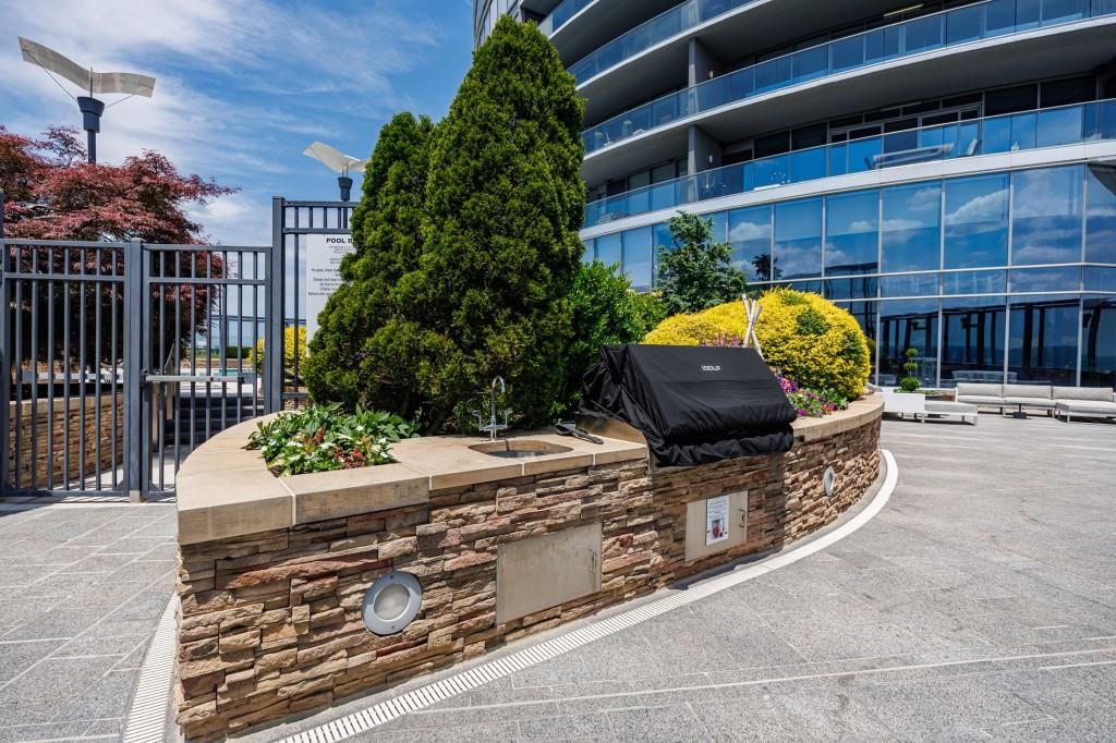 Image 52 of property listing at 3344 Peachtree Road NE 3904, Atlanta, GA 30326