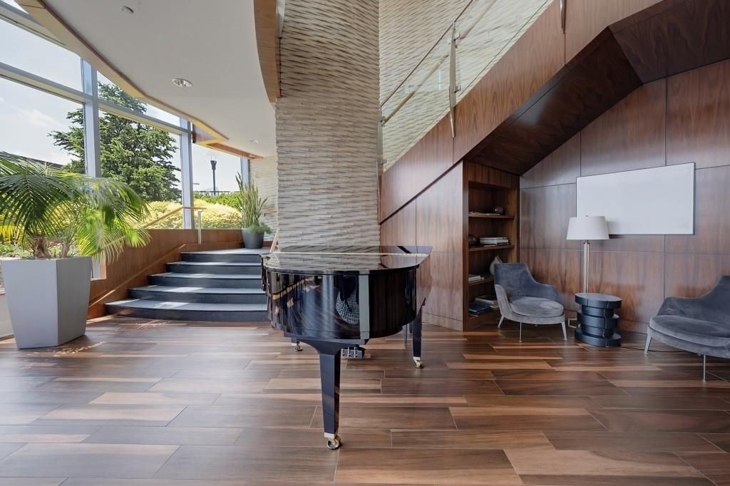 Image 60 of property listing at 3344 Peachtree Road NE 3904, Atlanta, GA 30326