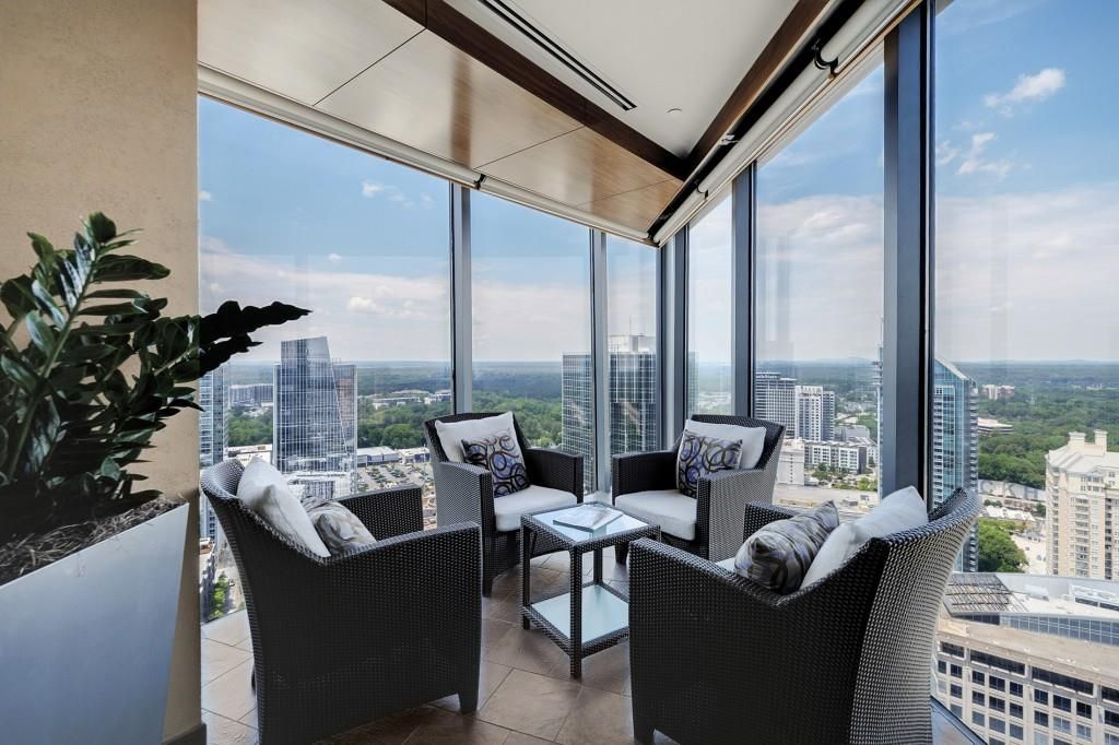 Image 65 of property listing at 3344 Peachtree Road NE 3904, Atlanta, GA 30326
