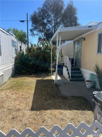 1717 E Ave I 31, Lancaster, CA 93535