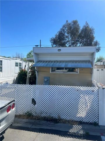 1717 E Ave I 31, Lancaster, CA 93535