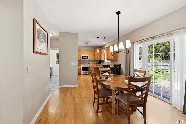 4551 Quarry Point Circle, Clay, NY 13041