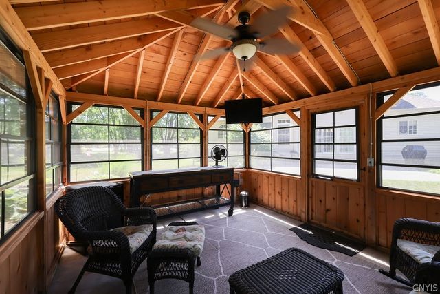 4551 Quarry Point Circle, Clay, NY 13041