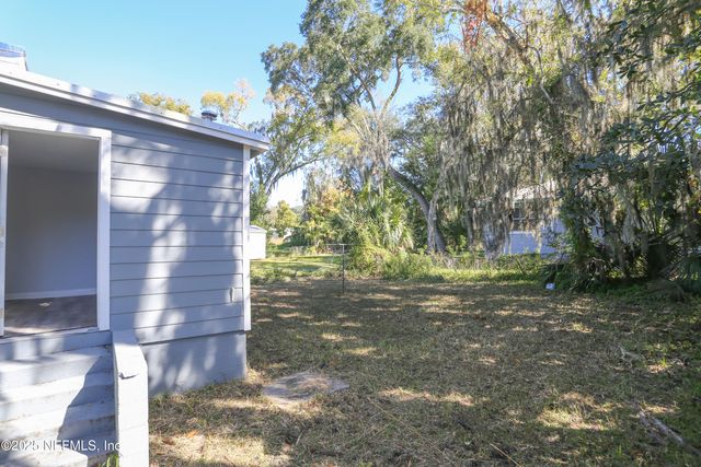 505 N 9TH Street, Palatka, FL 32177