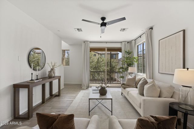 1671 E DOGWOOD Lane, Gilbert, AZ 85295