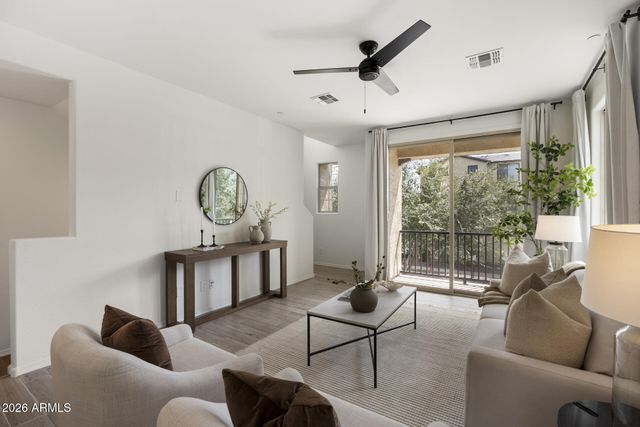 1671 E DOGWOOD Lane, Gilbert, AZ 85295
