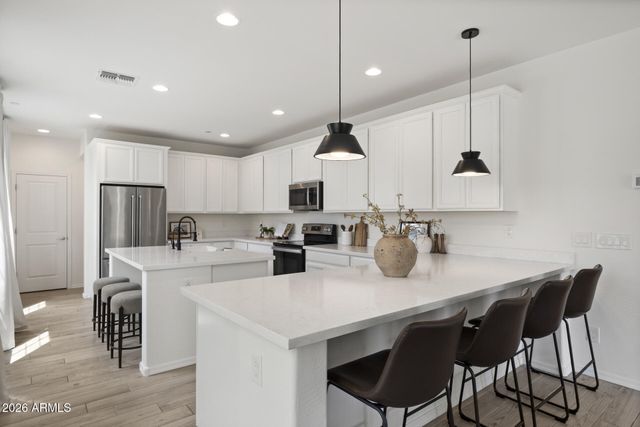 1671 E DOGWOOD Lane, Gilbert, AZ 85295