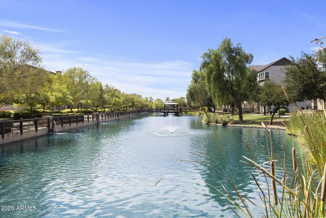 1671 E DOGWOOD Lane, Gilbert, AZ 85295