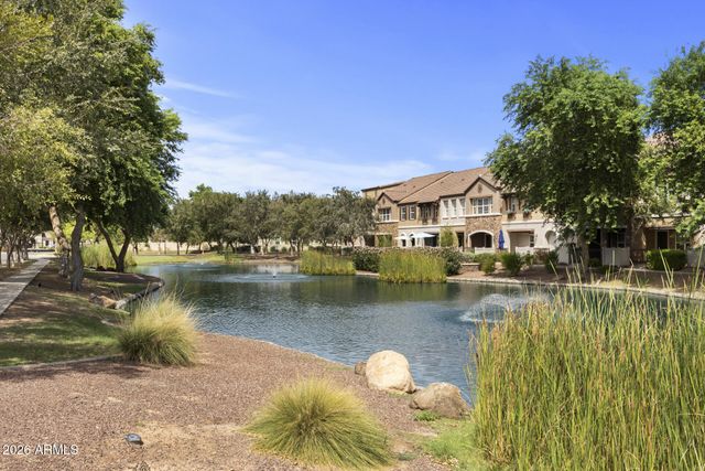 1671 E DOGWOOD Lane, Gilbert, AZ 85295