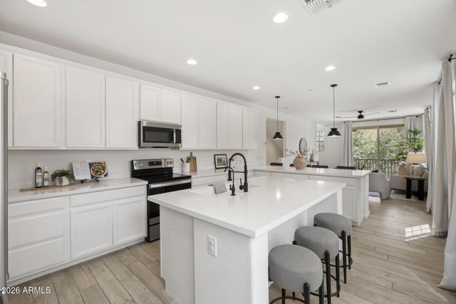 1671 E DOGWOOD Lane, Gilbert, AZ 85295