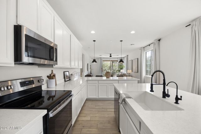 1671 E DOGWOOD Lane, Gilbert, AZ 85295