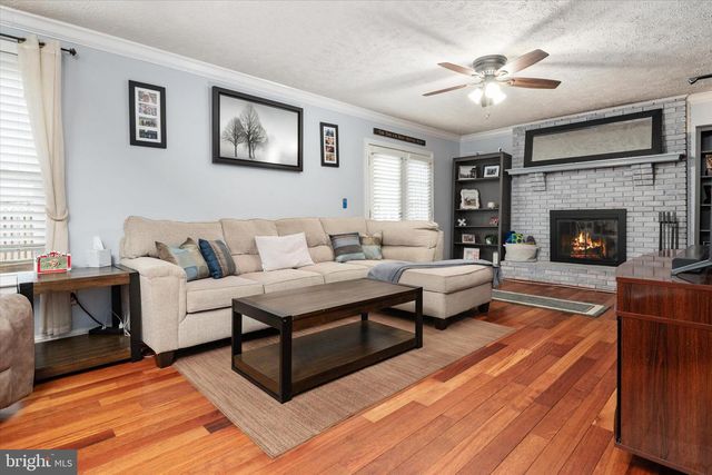 8036 GEORGE WILLING AVE, Pasadena, MD 21122