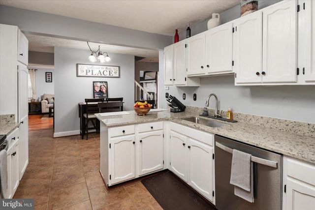 8036 GEORGE WILLING AVE, Pasadena, MD 21122