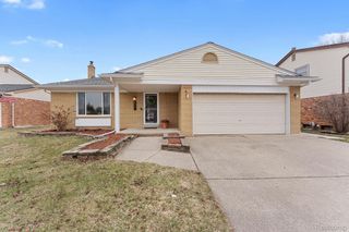 2031 Keystone Drive, Sterling Heights, MI 48310