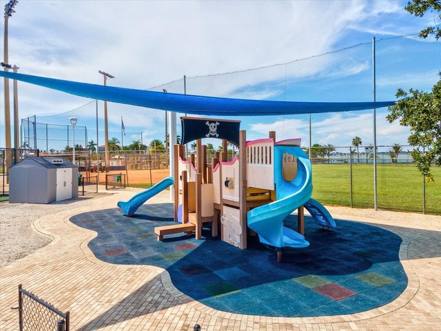 15000 GULF BOULEVARD 807, Madeira Beach, FL 33708