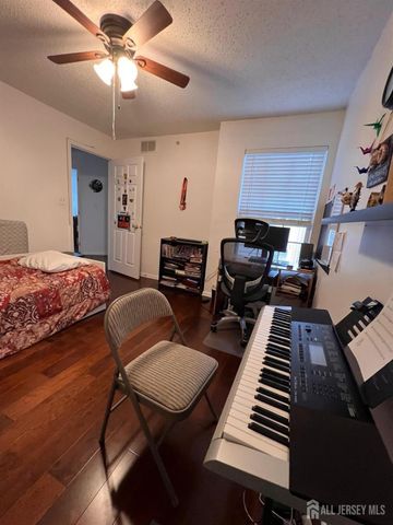 85 Inverness Drive 3085, Edison, NJ 08820