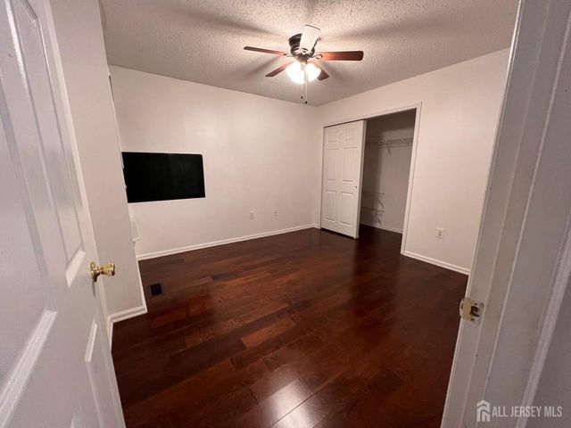 85 Inverness Drive 3085, Edison, NJ 08820