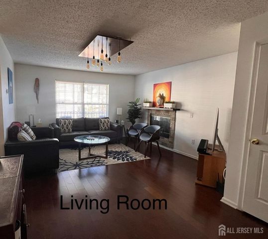 85 Inverness Drive 3085, Edison, NJ 08820