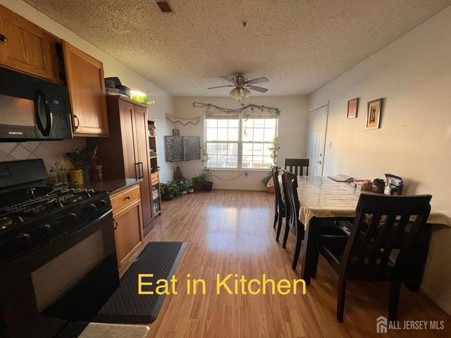 85 Inverness Drive 3085, Edison, NJ 08820