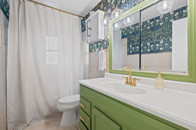 1118 WILBEC RD, Memphis, TN 38117