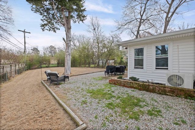 1118 WILBEC RD, Memphis, TN 38117