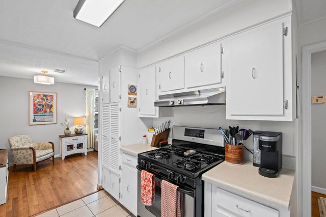 1118 WILBEC RD, Memphis, TN 38117